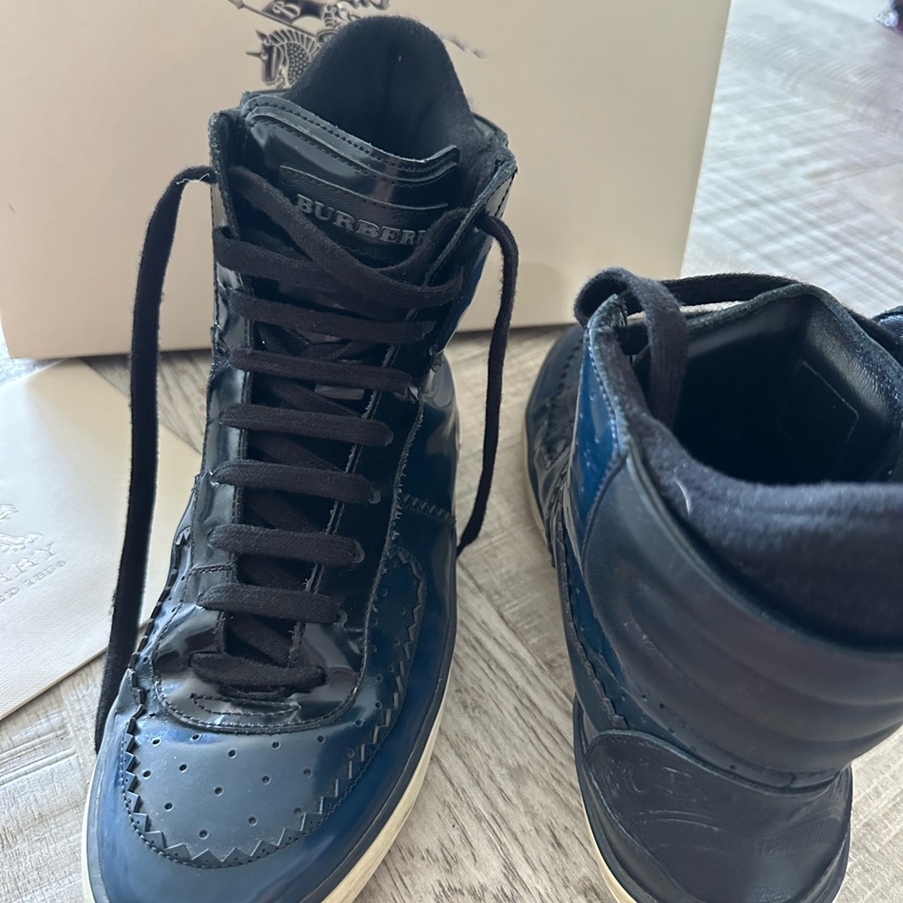 Burberry Black High-Top Sneakers - Unisex
